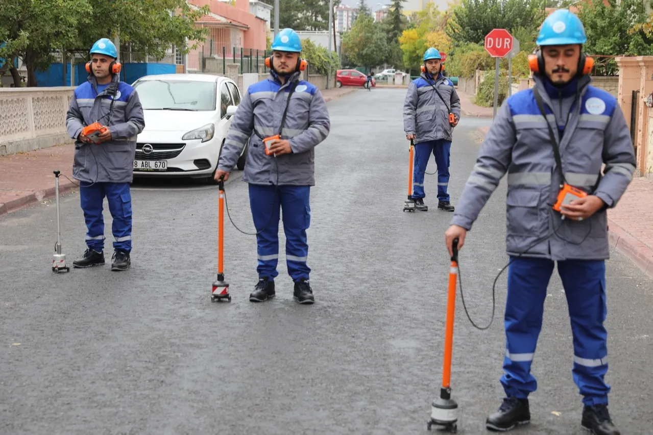 Kayseri Büyükşehir'den su kaçağına büyük darbe