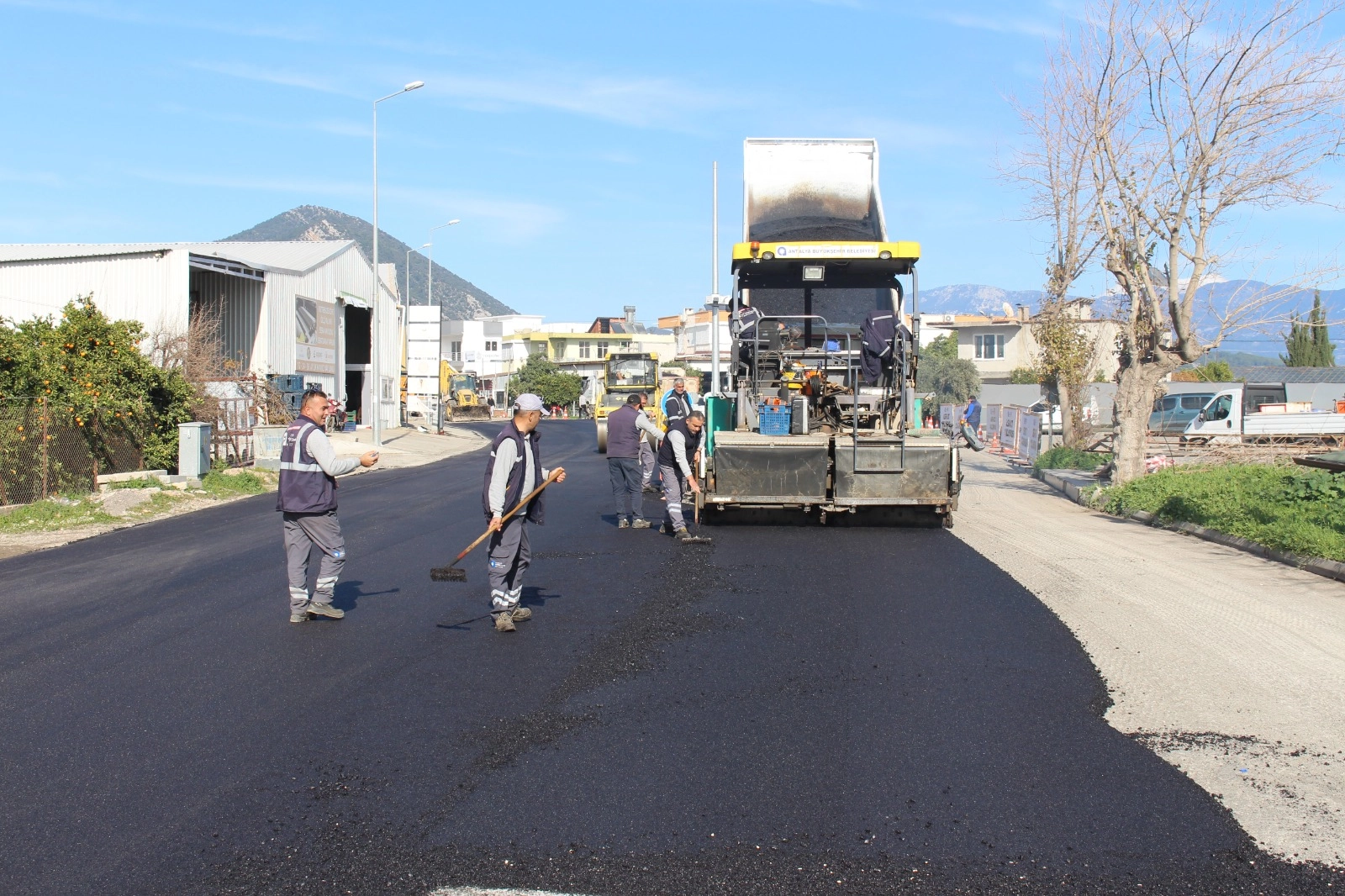 Antalya Finike’de ulaşım konforu artıyor