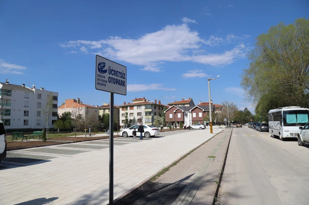 Eskişehir Büyükşehir açık otopark sayısını artırıyor