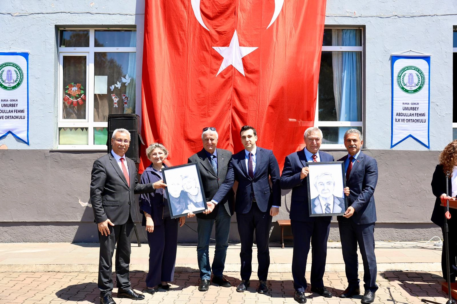 Bursa Gemlik'te Umurbey Rüştiyesi’nin 161. yılı kutlandı