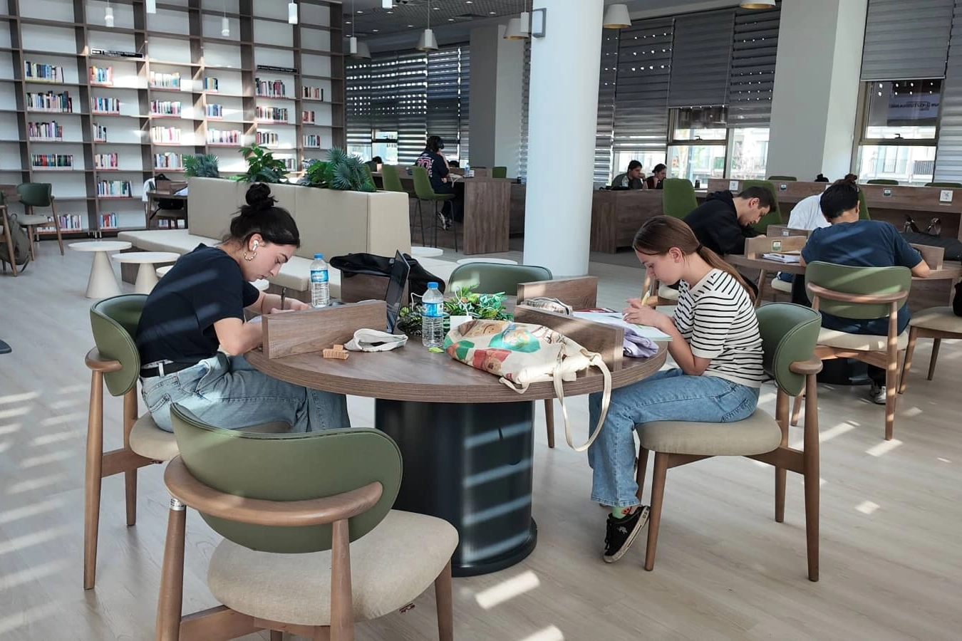 Kocaeli Büyükşehir’den kütüphanelere sınav ayarı