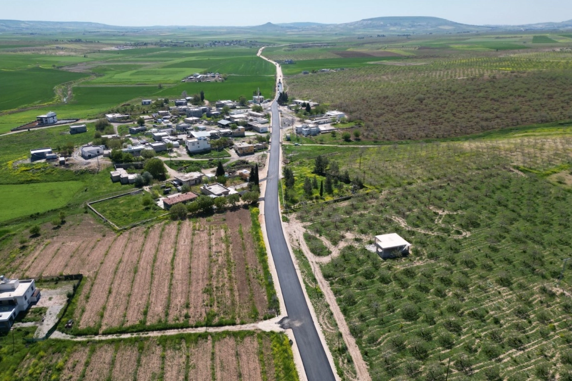 Kırsalda asfalta çalışmalarına devam