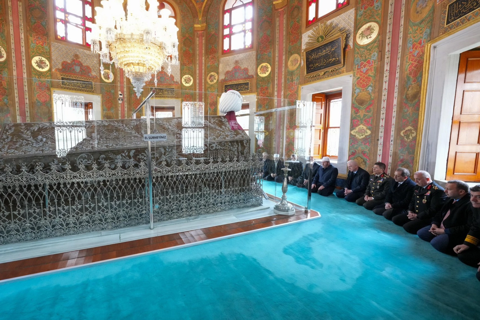 Fatih Sultan Mehmet vefatının 545. yılında kabri başında anıldı