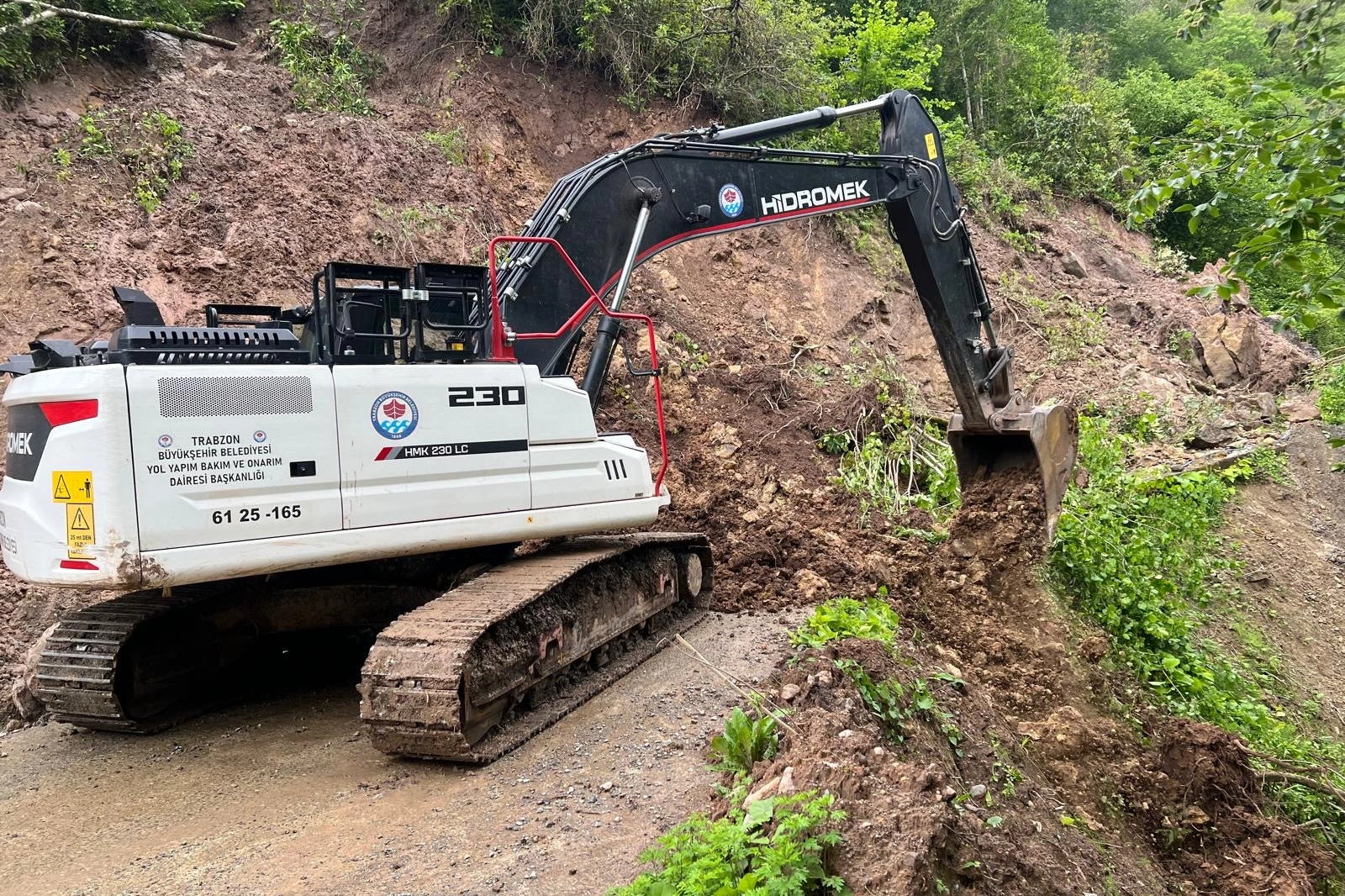 Trabzon’da sel ve heyelan seferberliği