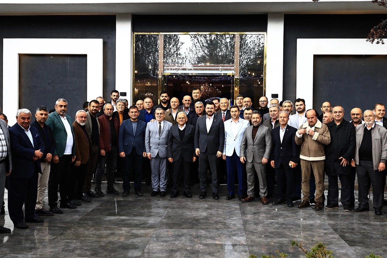 Kayseri Gönüllü Kültür Kuruluşları Derneği Büyükkılıç ailesiyle buluştu
