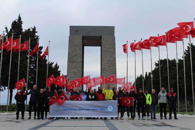 İstanbul'dan Çanakkale'ye saygı pedalı