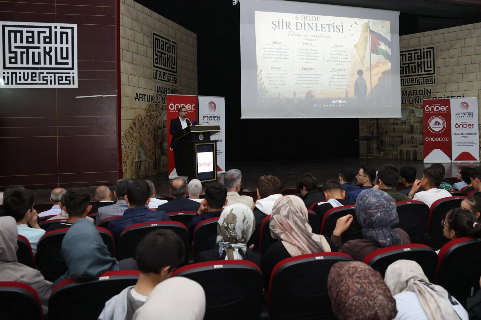 Mardin’de Gazze temalı 6 dilde şiir dinletisi