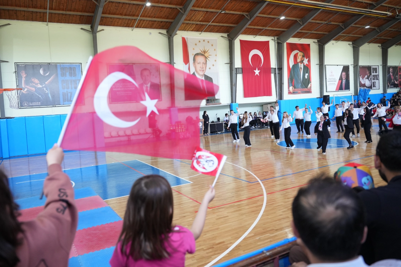 Bursa Yenişehir'de 19 Mayıs coşkusu