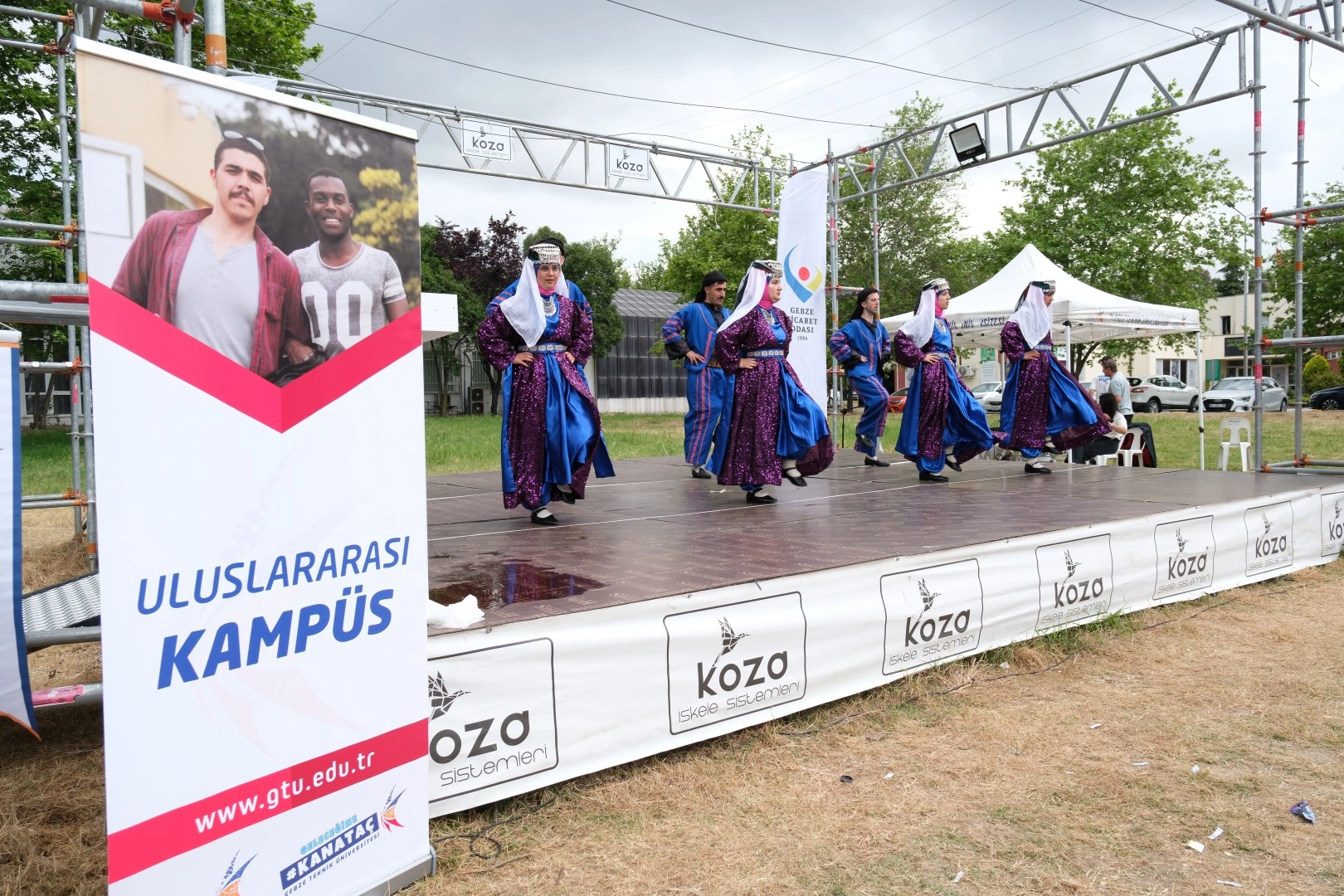 GTÜ’de Engelsiz Festivali renkli görüntülere sahne oldu