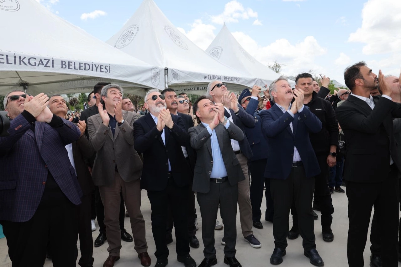 Kayseri Melikgazi'de 2'nci Havacılık Festivali coşkusu
