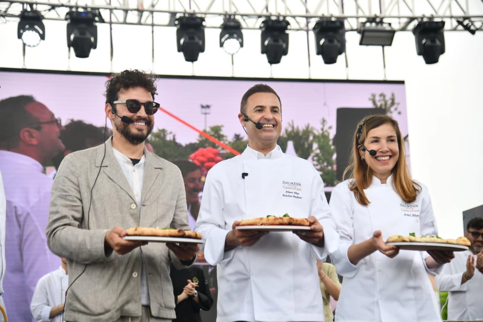 Balıkesir GastroFest’te Ahmet Akın ve Danilo Zanna mutfağa girdi