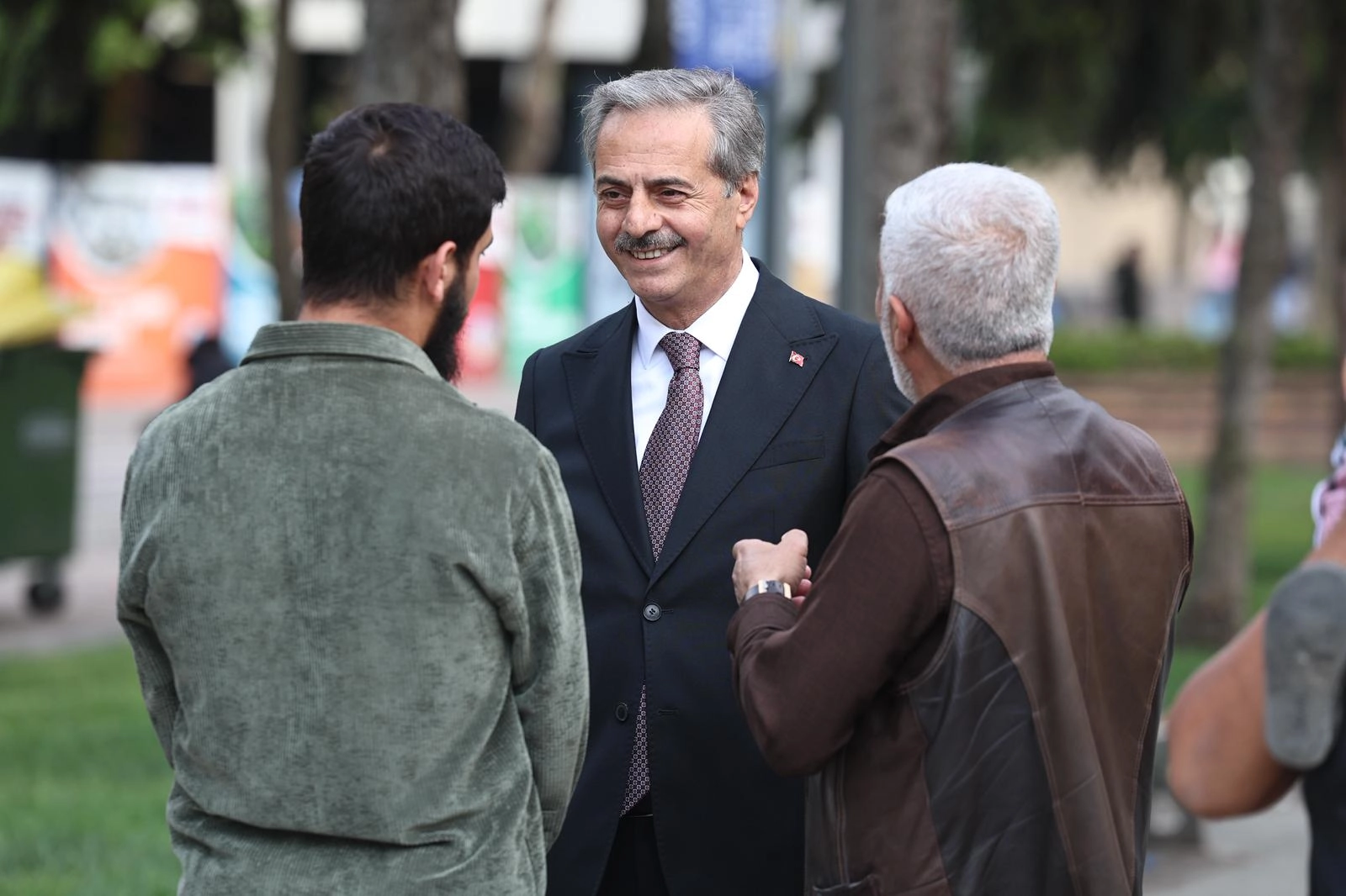 Sakarya'da Başkan Alemdar bayram öncesi vatandaşlarla buluştu