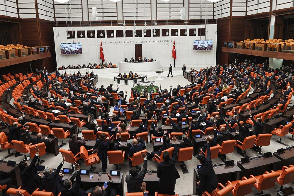 Fahiş aidatlara ilişkin kanun teklifinde 6 madde daha kabul edildi