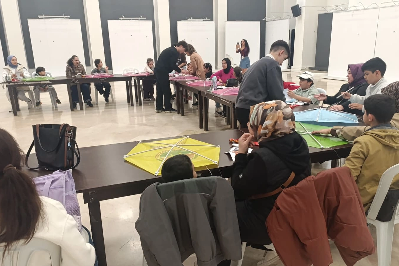 İstanbul Maltepe'de annelere özel uçurtmalar tasarlandı