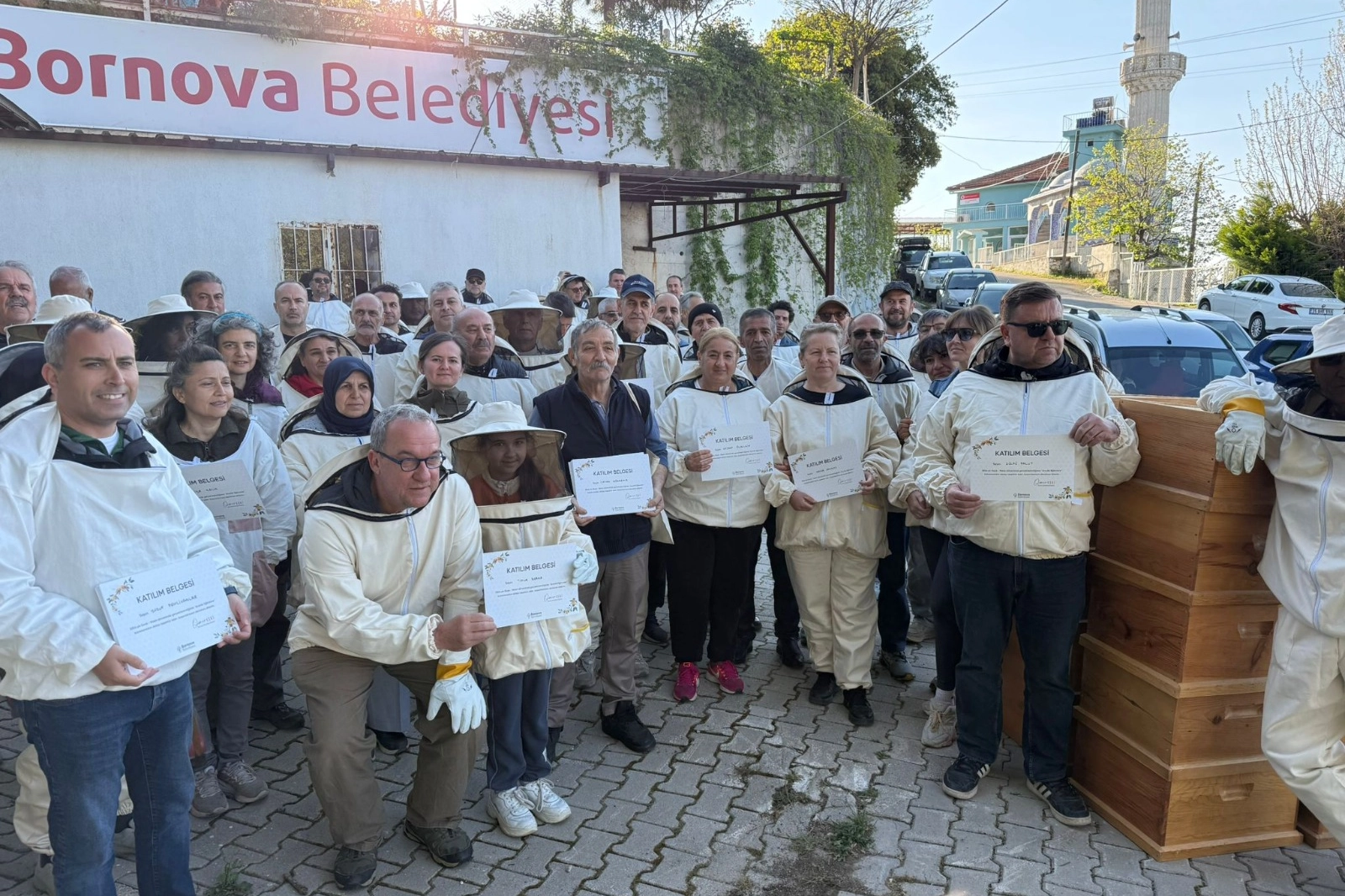 İzmir Bornova'da arıcılığa güçlü destek