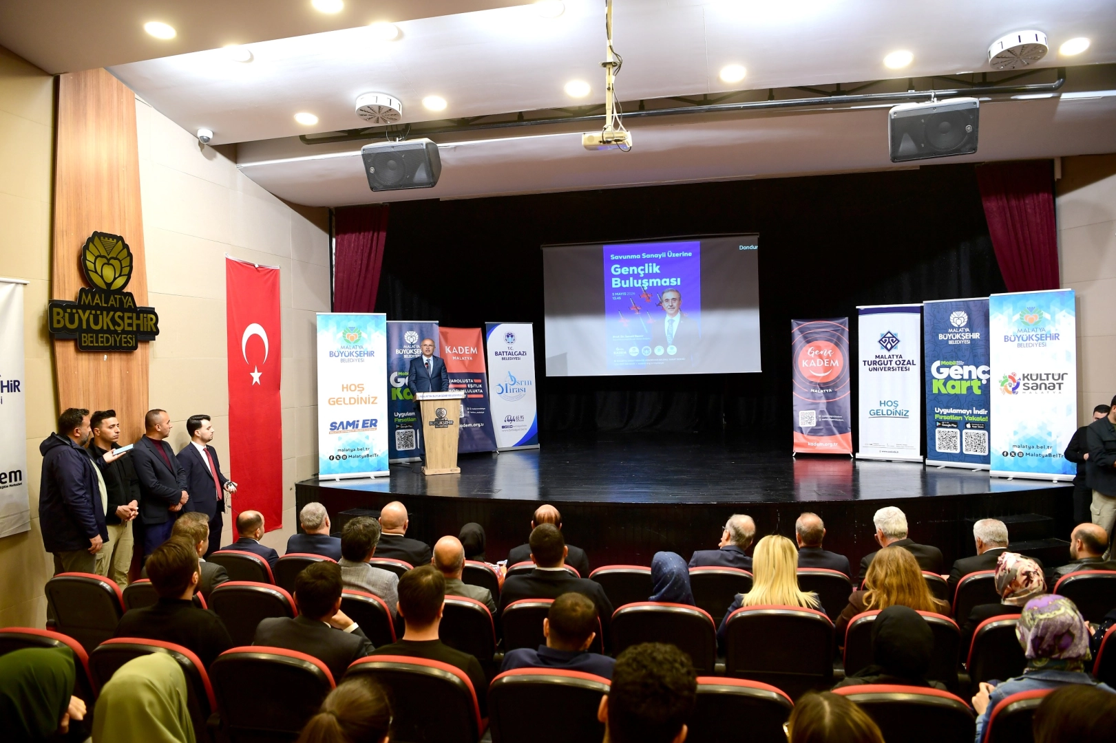 Malatya’da gençlere 4 milyar liralık yatırım