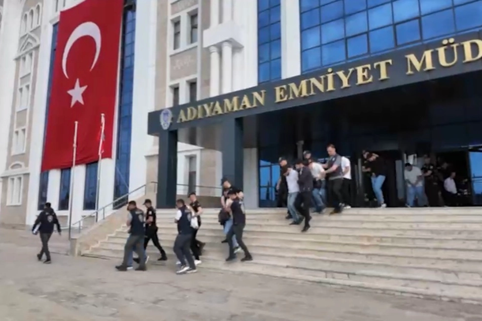Adıyaman’da yasa dışı bahis ve dolandırıcılığa 9 tutuklama