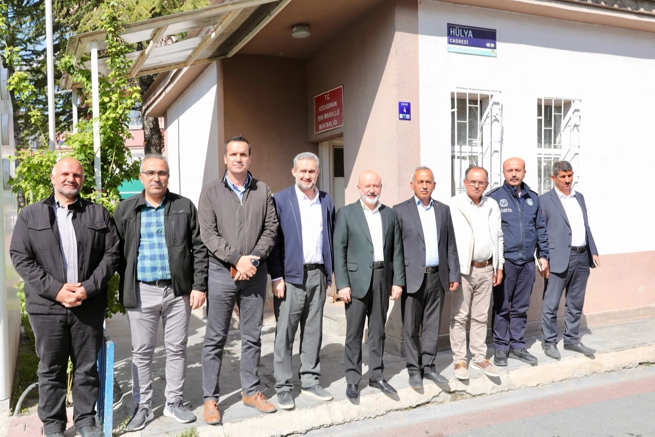 Kayseri Kocasinan'da mahallelerin istekleri çözüme kavuşuyor