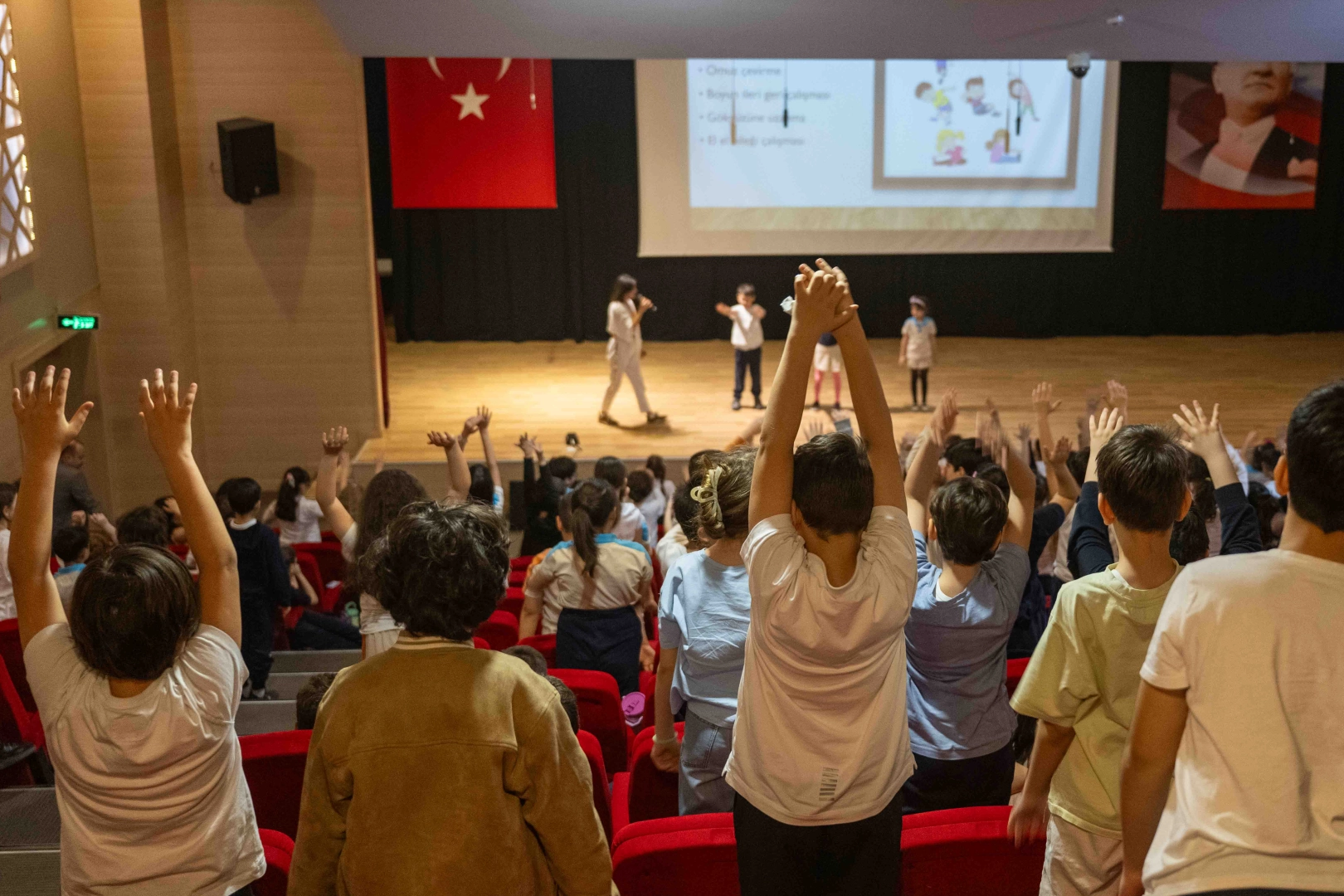 Bornova’da sağlık seferberliği büyüyor