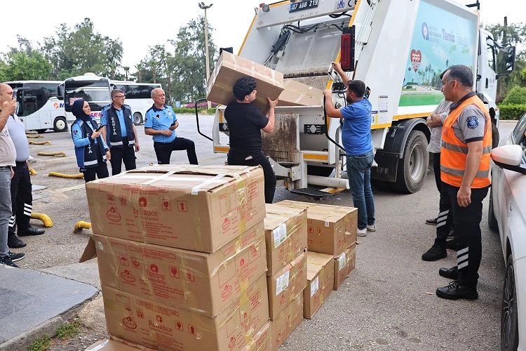 Antalya Otogarı’nda sağlıksız gıdaya geçit yok