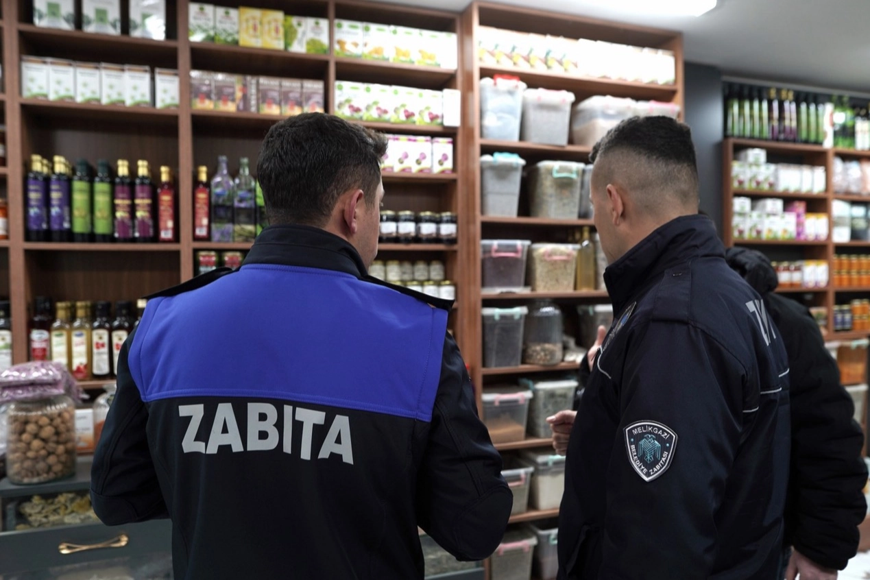 Kayseri Melikgazi zabıtasından kasap ve baharatçılara sıkı denetim