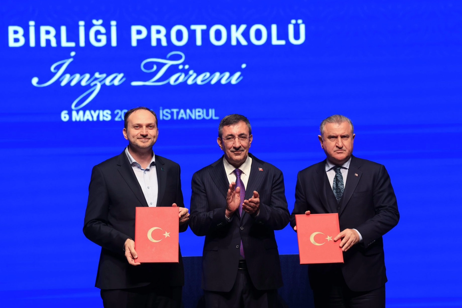 Bağımlılıkla mücadelede yeni seferberlik... “Adım Adım El Ele”'nin startı İstanbul'dan verildi