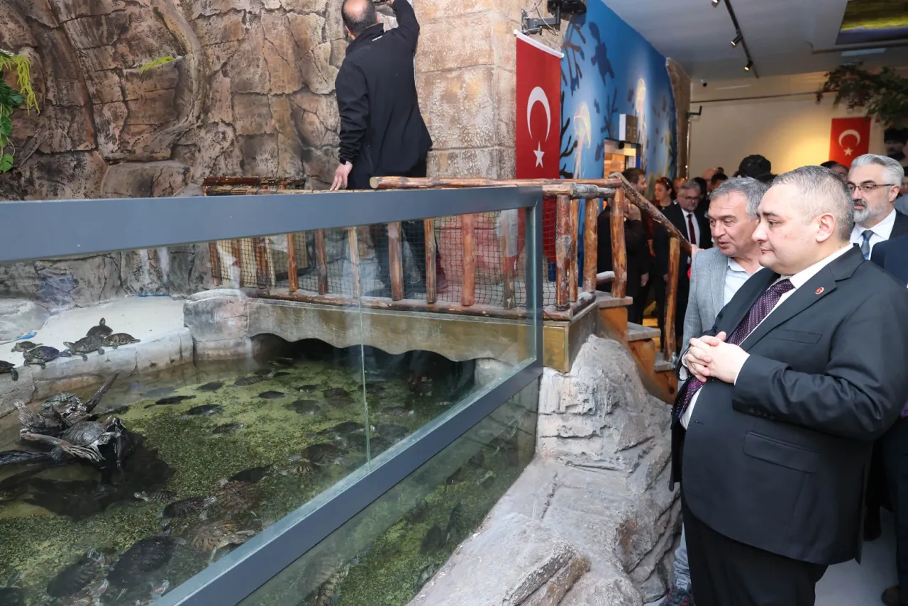 Ankara Keçiören’de yenilenen Deniz Dünyası açıldı