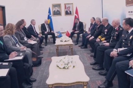Bakan Çiftçi, Kosovalı mevkidaşıyla SAHA'da görüştü
