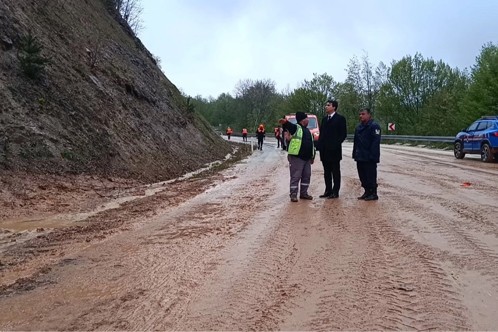 Bilecik Gümüşdere'deki heyelan bölgesine yakın mercek