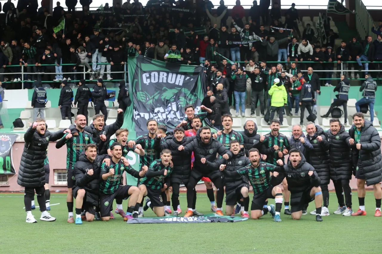 Borçkaspor şampiyonluk golüyle zirveye çıktı