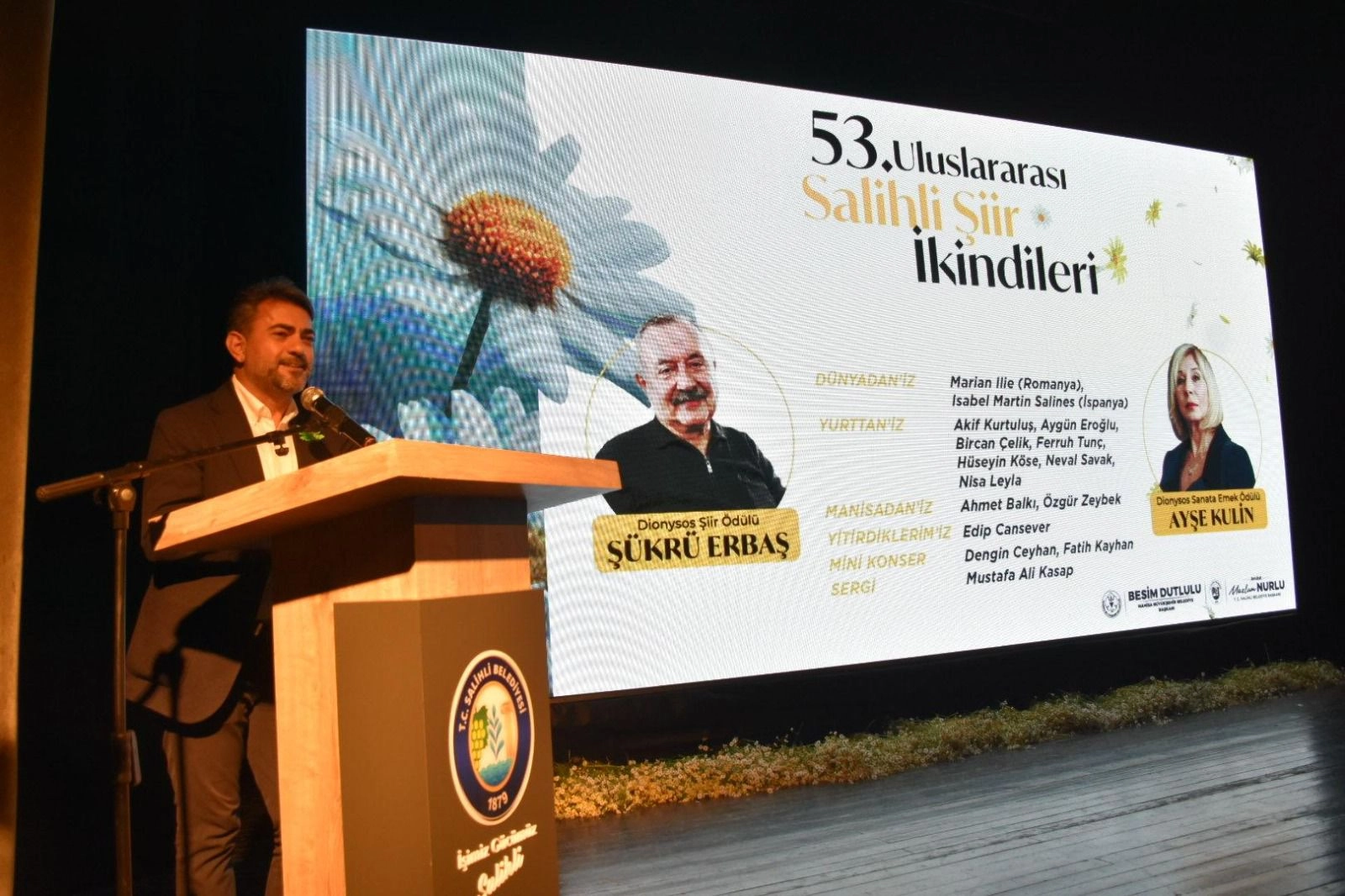 Uluslararası Şiir İkindileri ile Manisa’da sanat rüzgarı esti