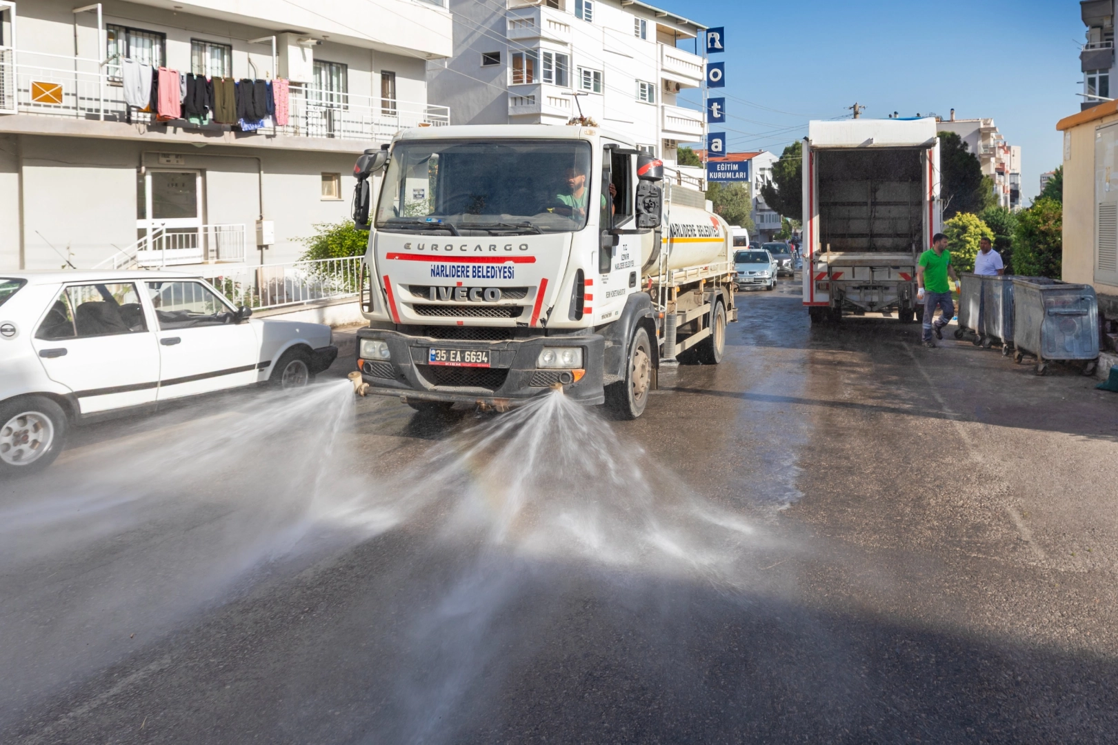 İzmir'de tertemiz Narlıdere seferberliği