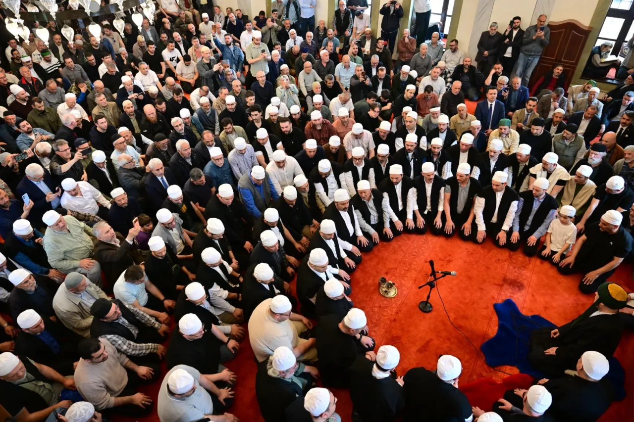 600 yıllık unutulmayan gelenek Erguvan Bayramı