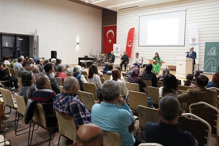 Denizli'de engelsiz sanat gecesi