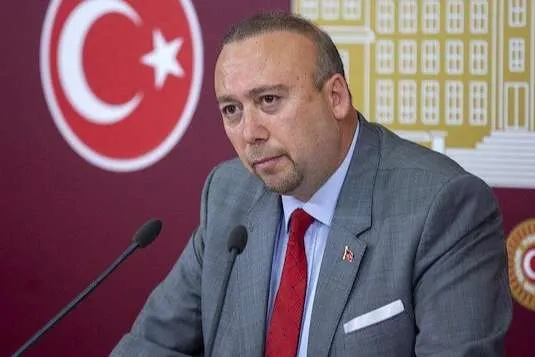 CHP Özkan Yalım'ı ihraç etti!