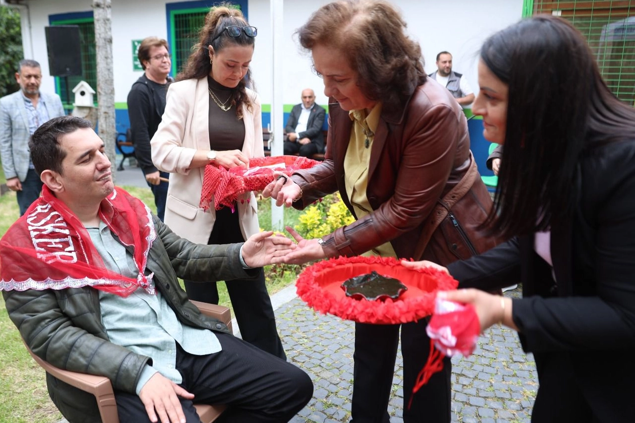 Bakırköy’ün kınalı kuzuları askere uğurlandı
