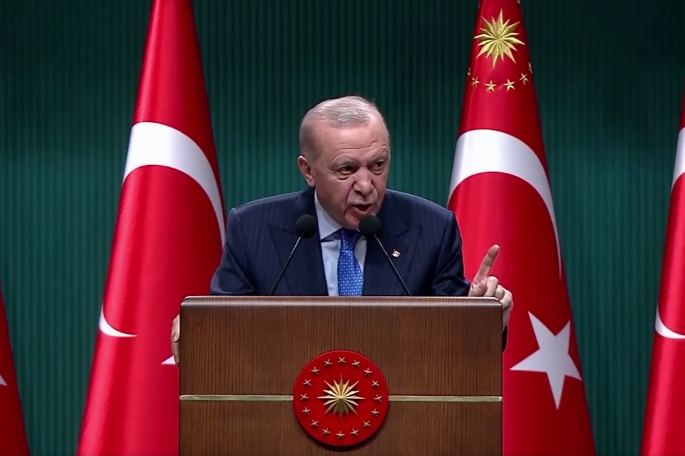 Kabine sonrası kritik açıklamalar... İhracatta rekor, Avrupa yol ayrımında, bayram tatili 9 gün oldu