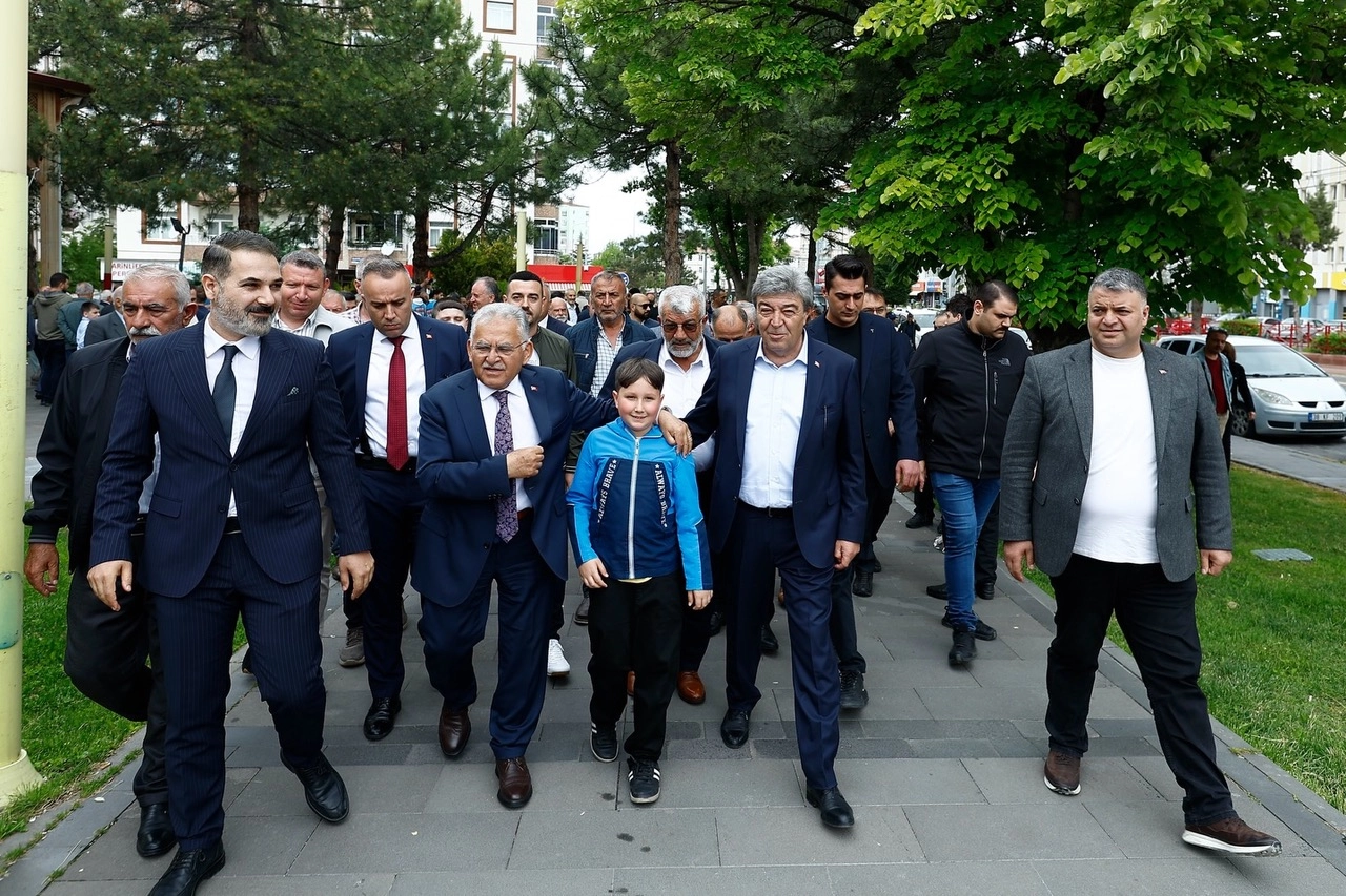 Memduh Büyükkılıç'tan birlik mesajı