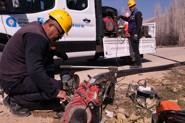 ASAT’tan Elmalı’da asfalt öncesi altyapı yatırımı