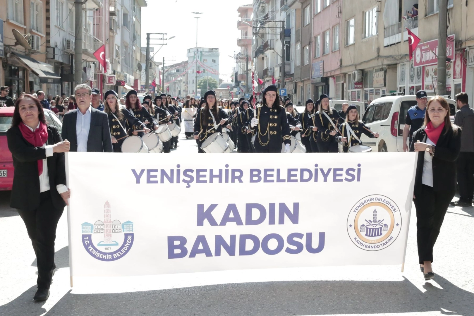 Bursa'da Yenişehir Belediyesi Kadın Bando Takımı kuruldu
