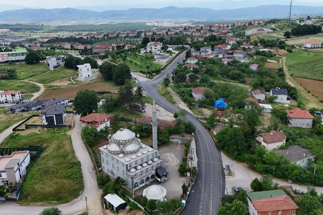 Sakarya Camili'nin grup yolu sil baştan