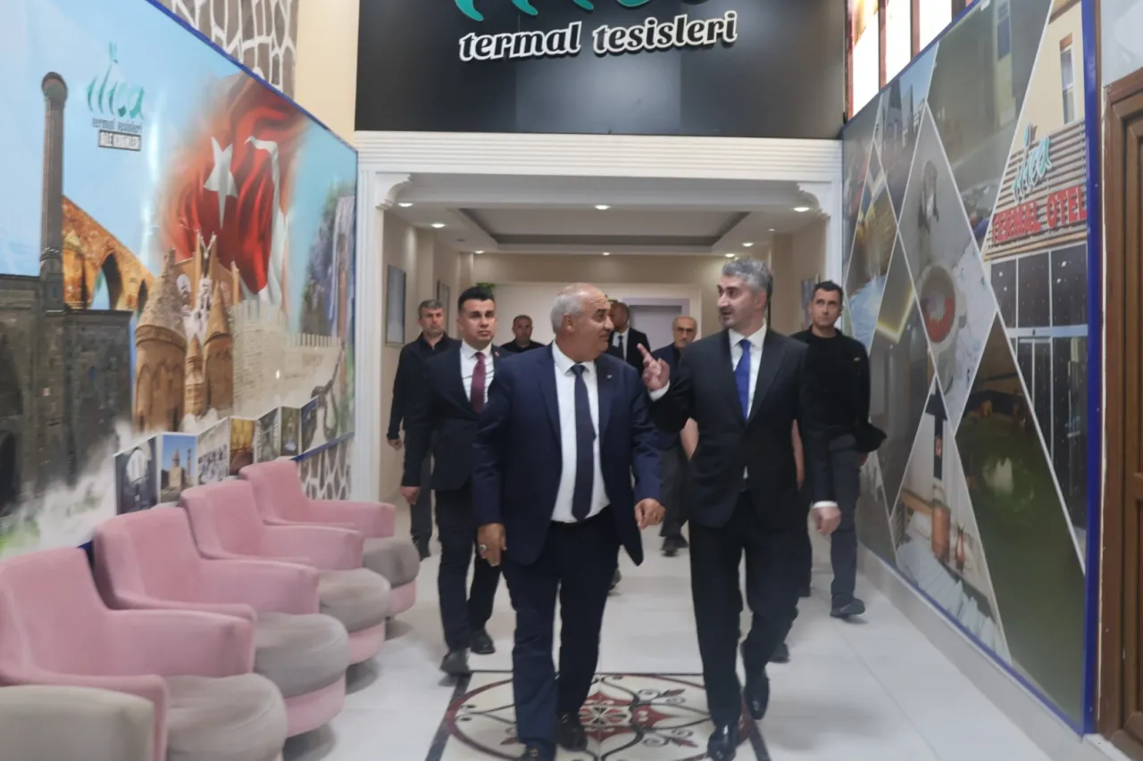 Bakan Yardımcısı Tarıkdaroğlu Aziziye’de