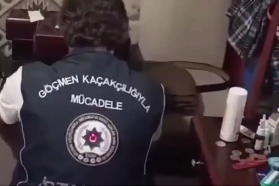 İstanbul'da göçmen kaçakçılığına 18 gözaltı
