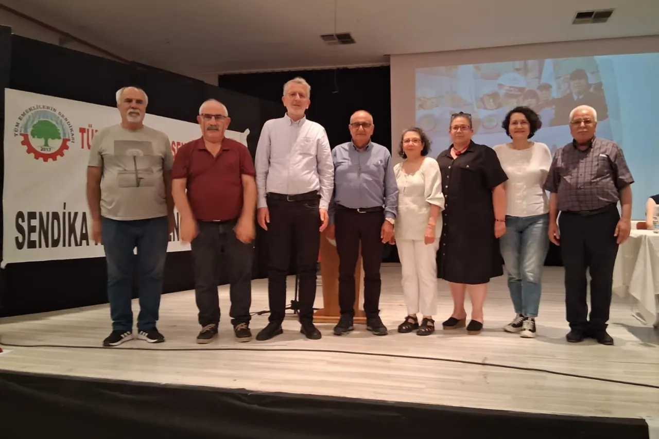 Keşan'da Tüm Emeklilerin Sendikası'nda Ahmet Erkan'a güven oyu