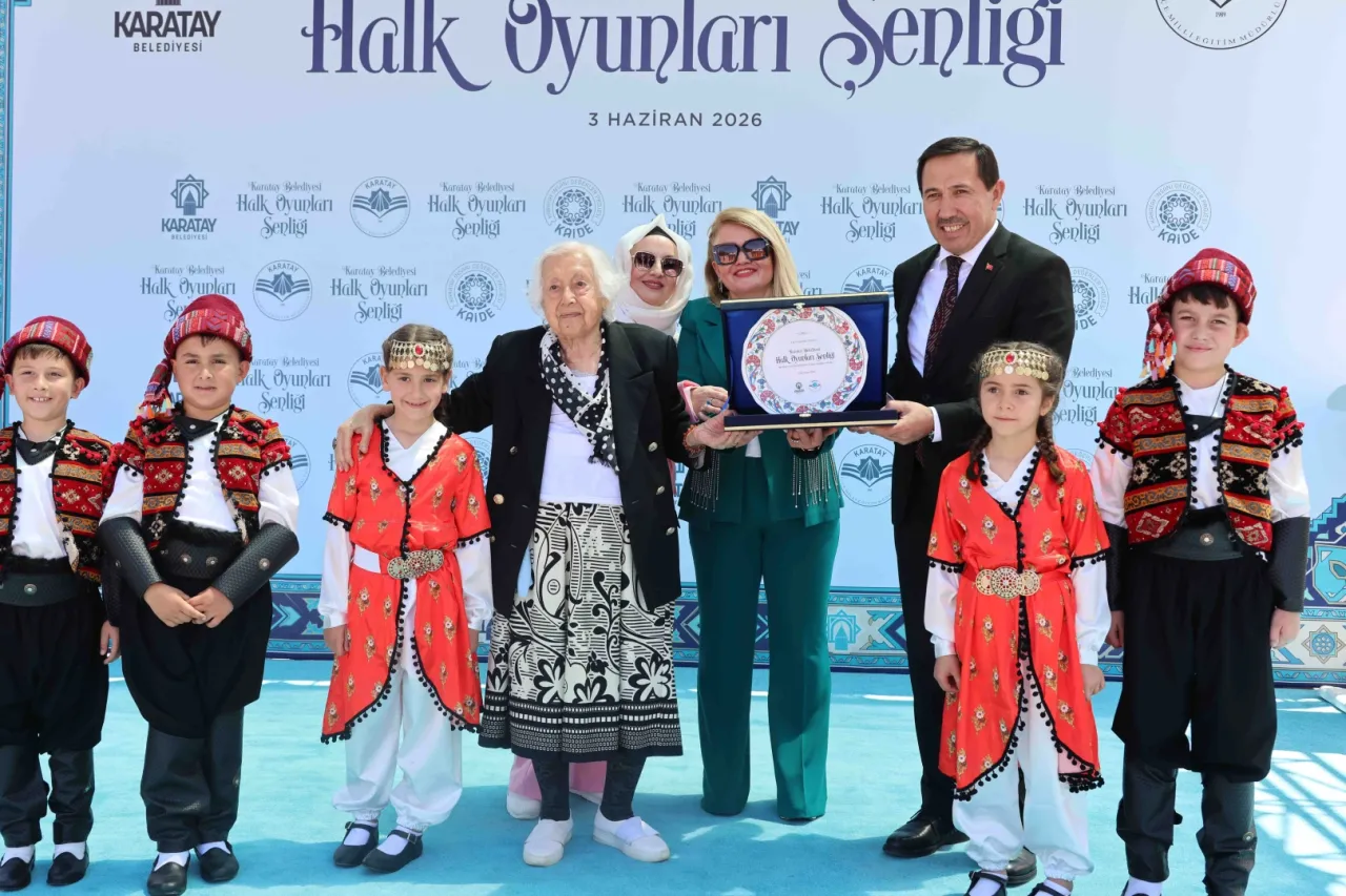 Konya Karatay’da kültürel miras halk oyunlarıyla yaşatıldı