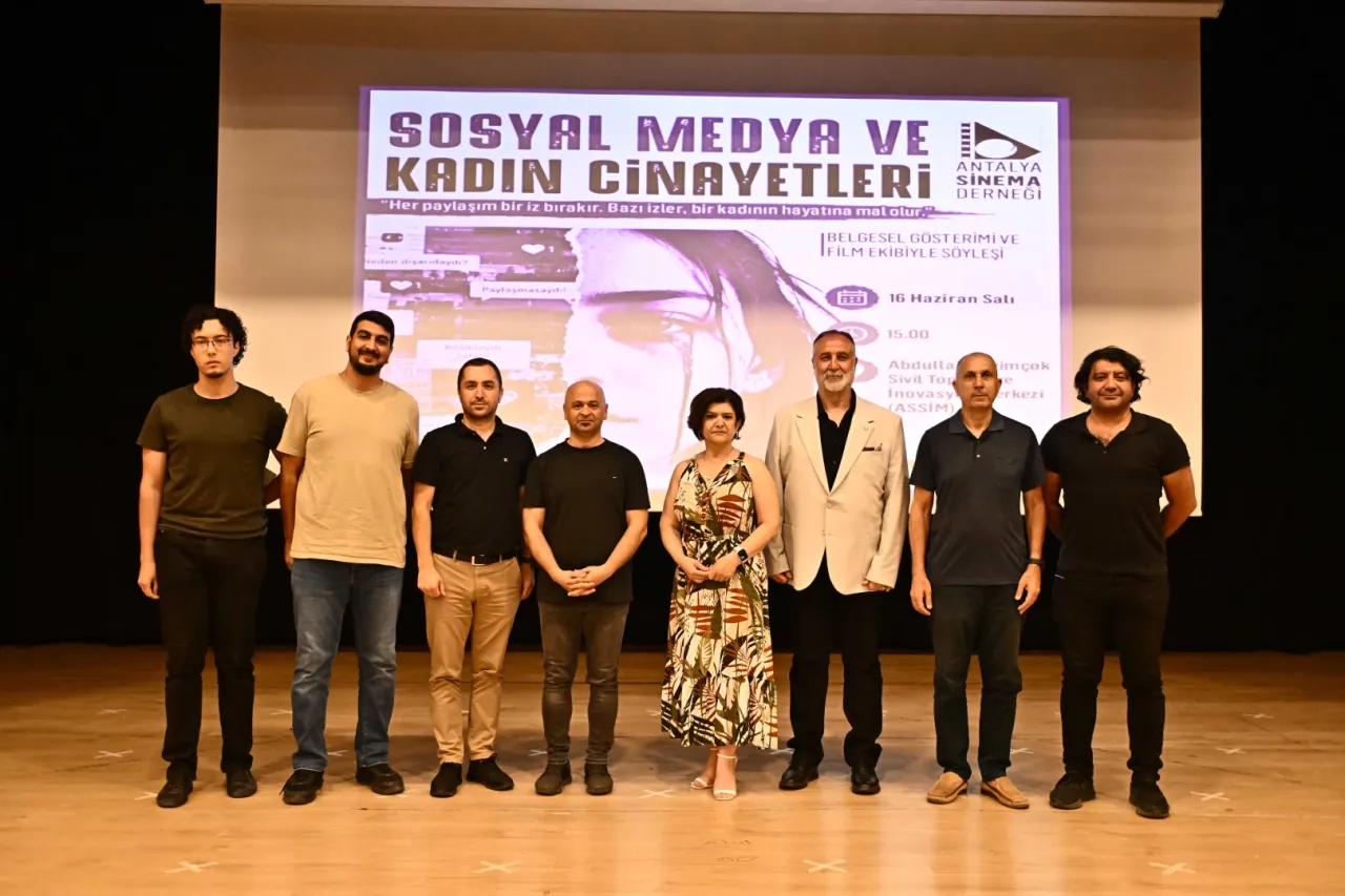 Antalya Muratpaşa'da kadın cinayetlerinin dijital yansımaları ele alındı