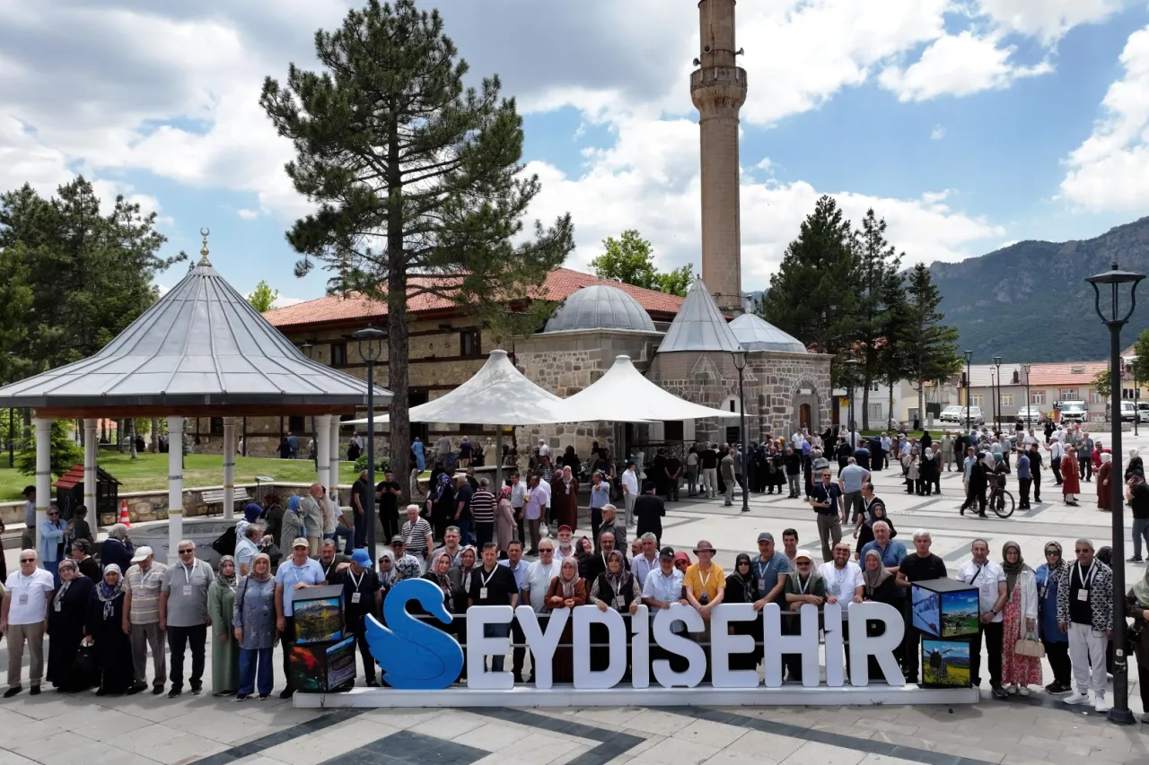 Konya Büyükşehir'den il genelindeki emeklilere kültür turu... İlk gezi Seydişehir ve Beyşehir'e