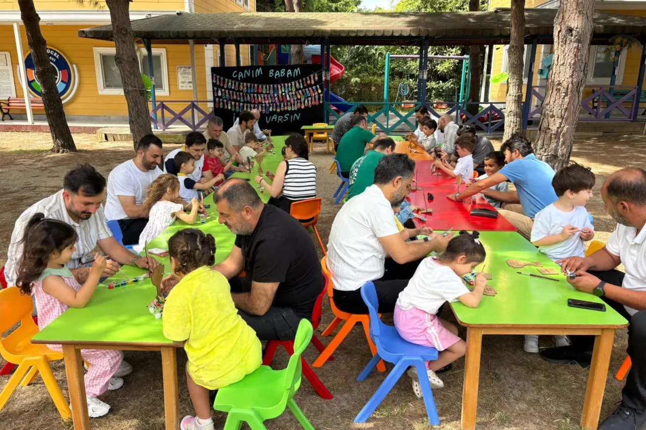 İstanbul Bakırköy'de renkli babalar günü