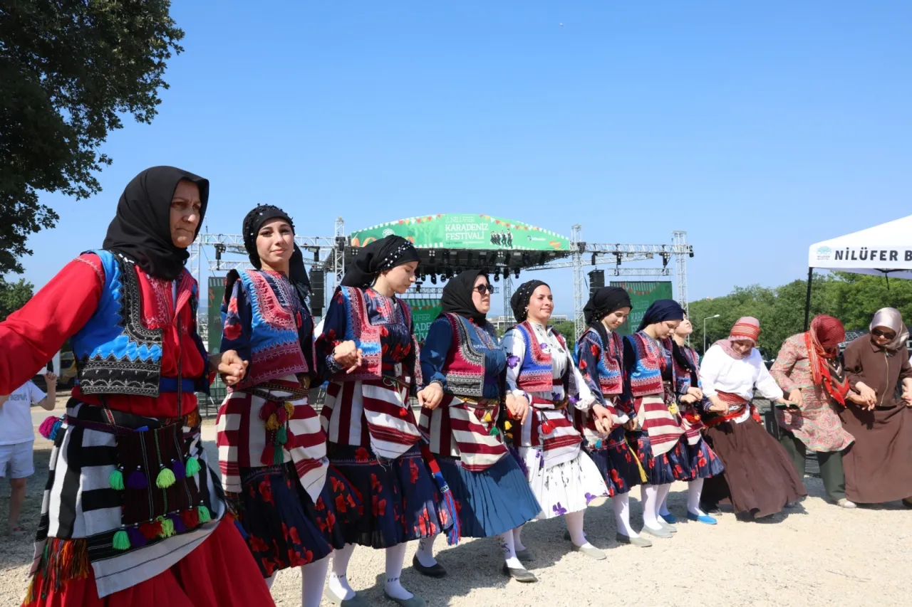 Bursa Nilüfer'de Karadeniz Festivali'nde 2'nci buluşma sona erdi