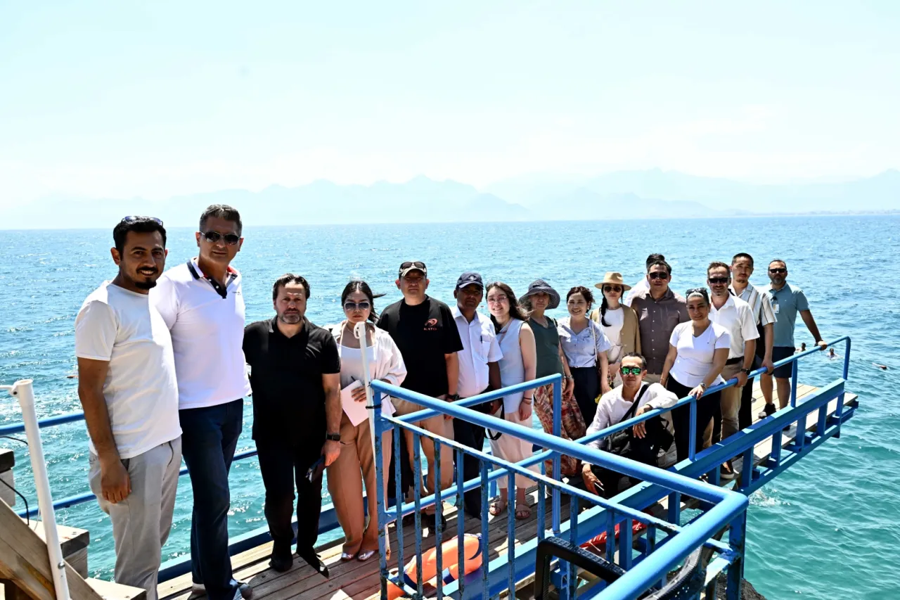 Kırgızistan'ın zirvedeki incisi Issık Gölü'ne Muratpaşa modeli